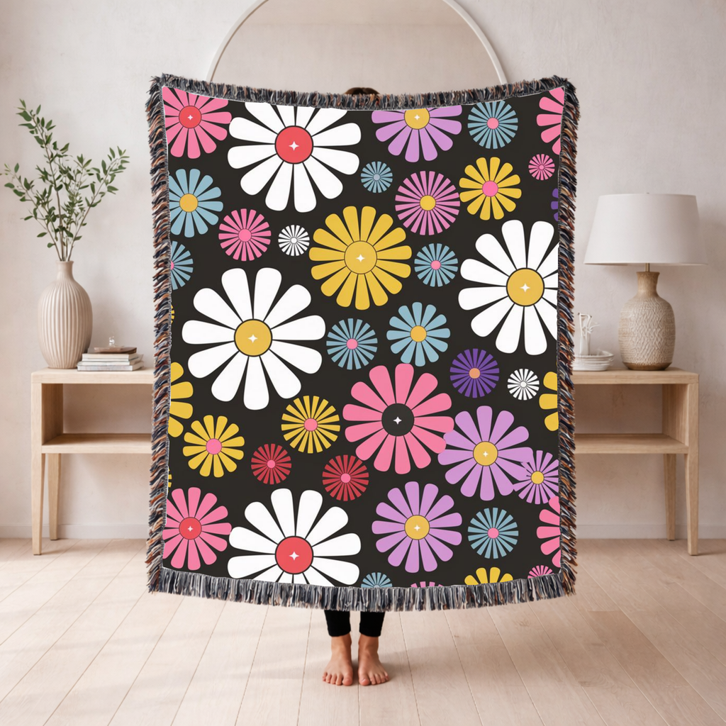 🌸 Flower Power Throw — 1960s Daisy Woven Blanket