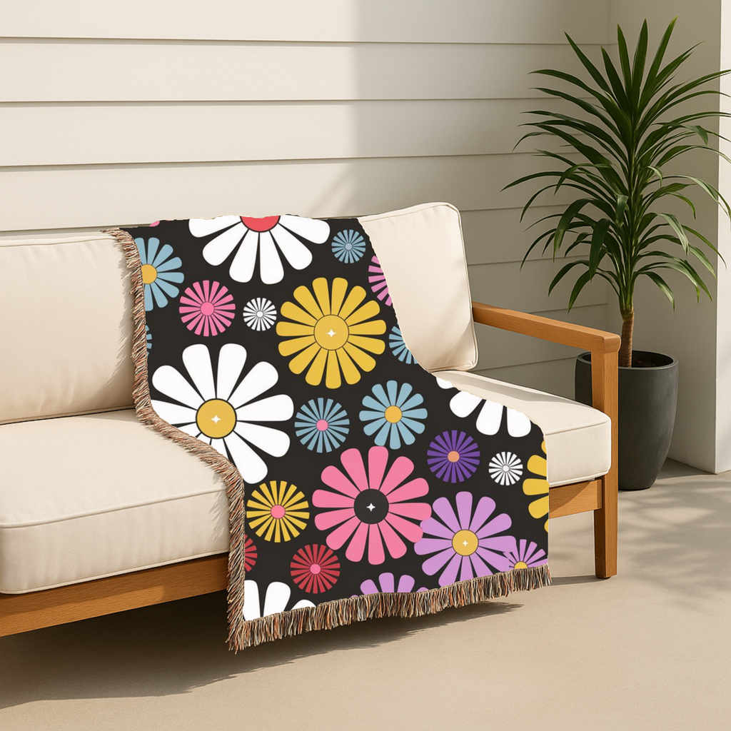 🌸 Flower Power Throw — 1960s Daisy Woven Blanket